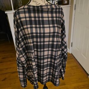 3/$20 Plaid Long Sleeve Top